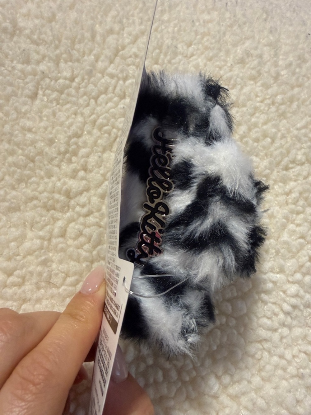 Hello Kitty Plush Hair Claw Clip Japan Exclusive Sanrio Boa Vance NWT Kawaii - Picture 6 of 13